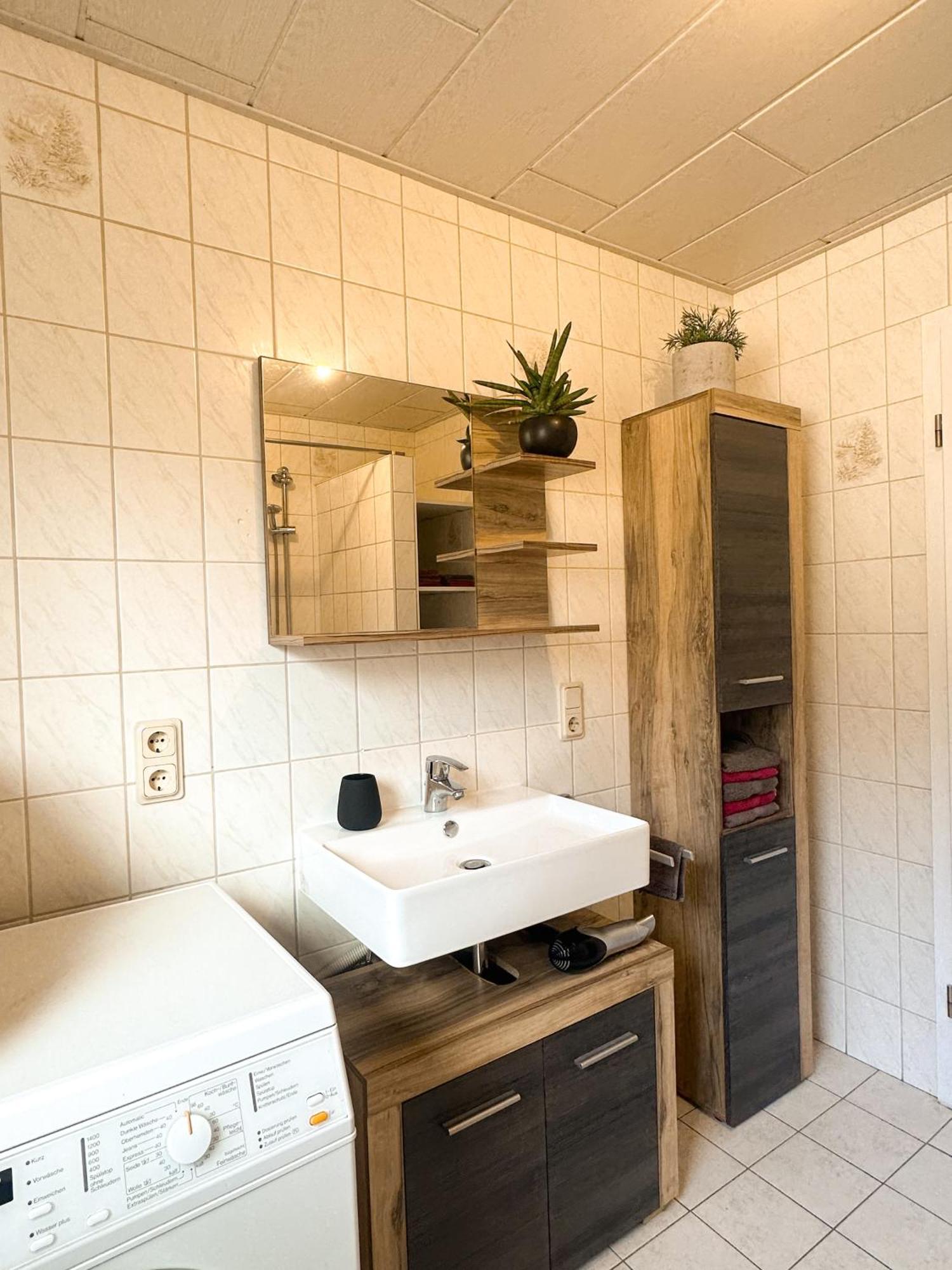 Gemuetliche Ferienwohnung In Der Eifel - Naehe Mosel Bausendorf Exterior foto